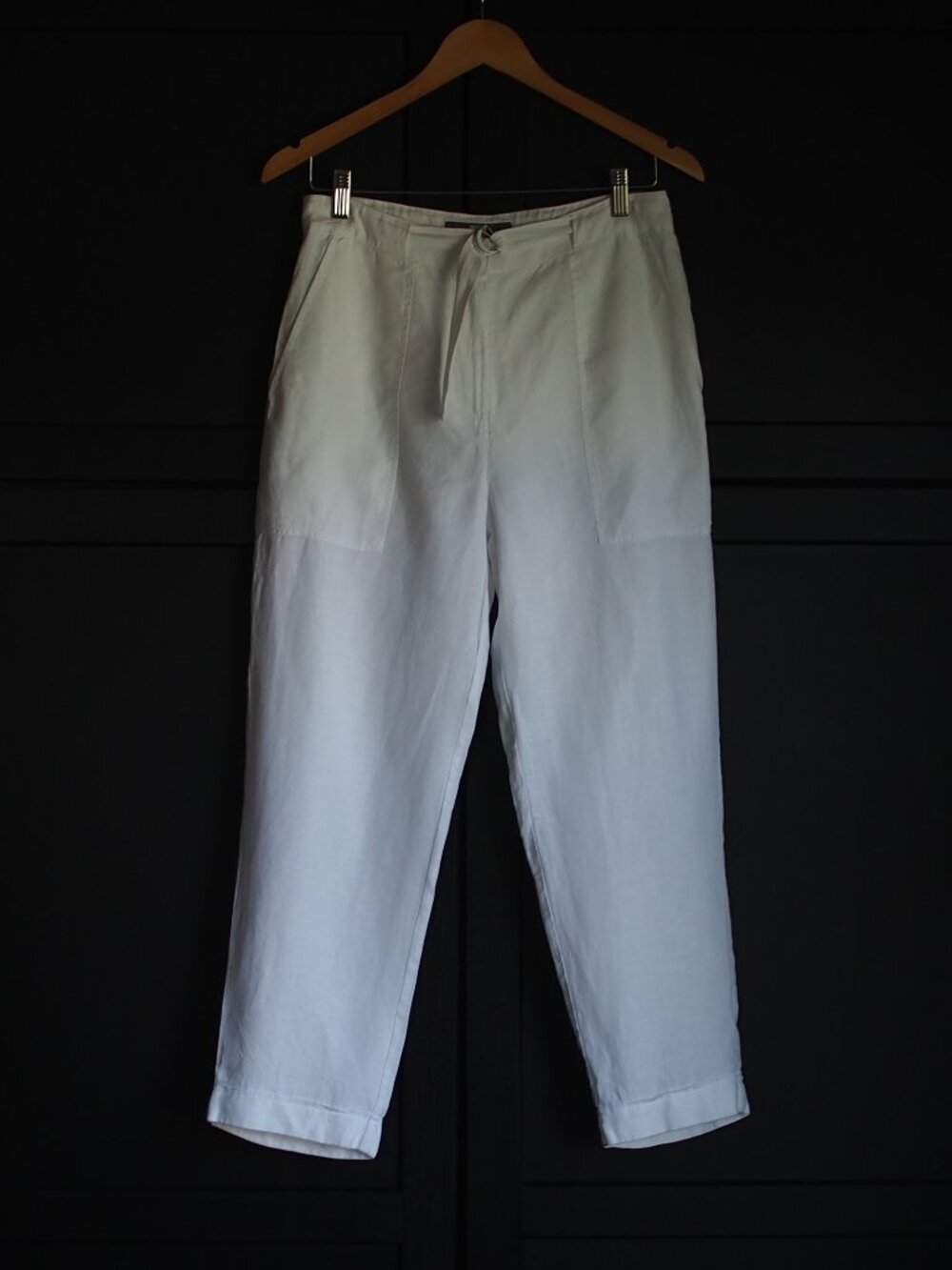 AG Tristan | White Linen Blend Tailored Cropped Trouser